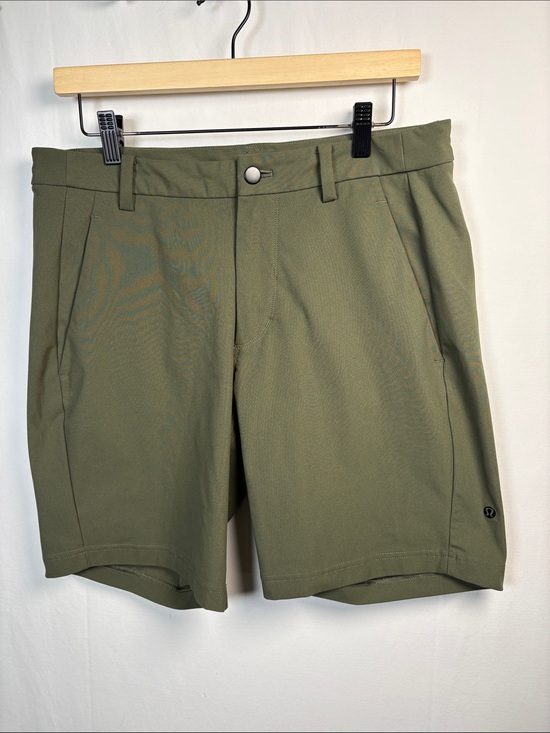 lululemon athletica Other - LULULEMON Men's Dark Green Stretch Flat Front Shorts size 34